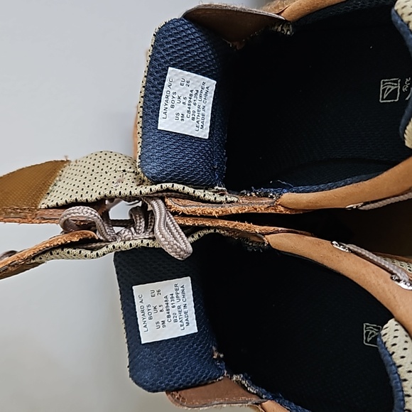 Like New! Sperry Toddler Laynard Boat Shoe - Picture 5 of 8